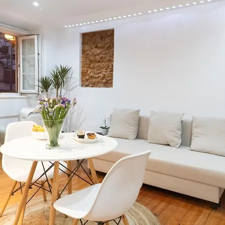 Alfama, The Heart Of Fado - Minutes From Tram 28 Апартаменти Лісабон