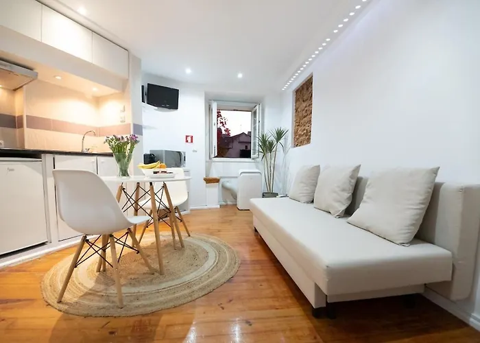 Alfama, The Heart Of Fado - Minutes From Tram 28 Lisboa