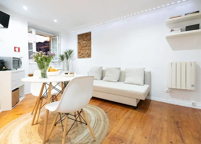 Alfama, The Heart Of Fado - Minutes From Tram 28 Lisboa